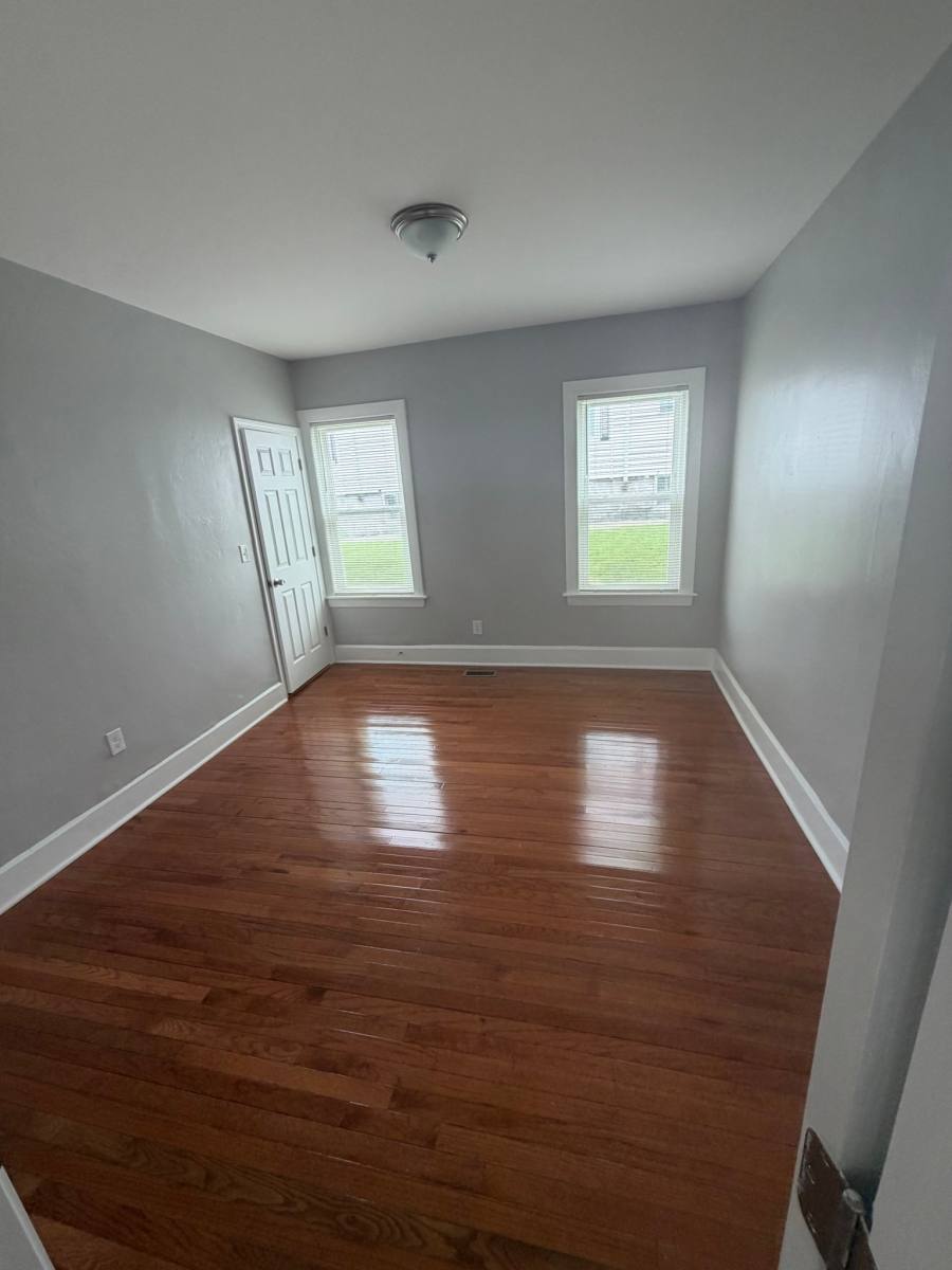 Apartment for rent at 11 Caroline St #1, Worcester, MA 01604