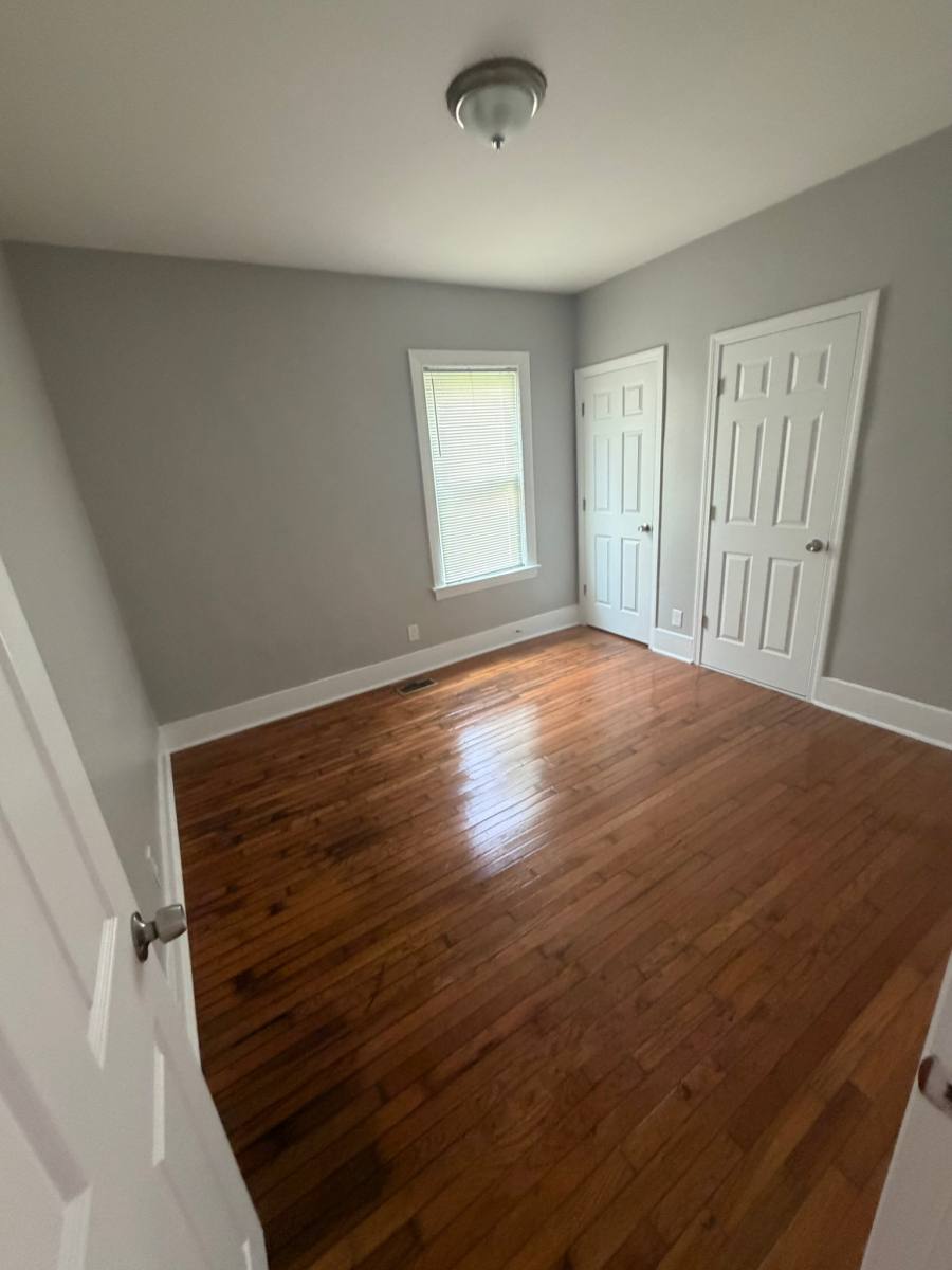 Apartment for rent at 11 Caroline St #1, Worcester, MA 01604