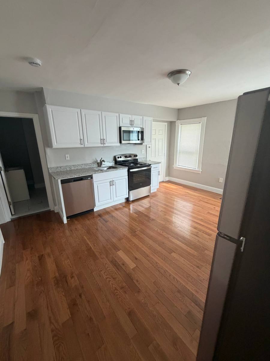 Apartment for rent at 22 Lodi St #1, Worcester, MA 01608