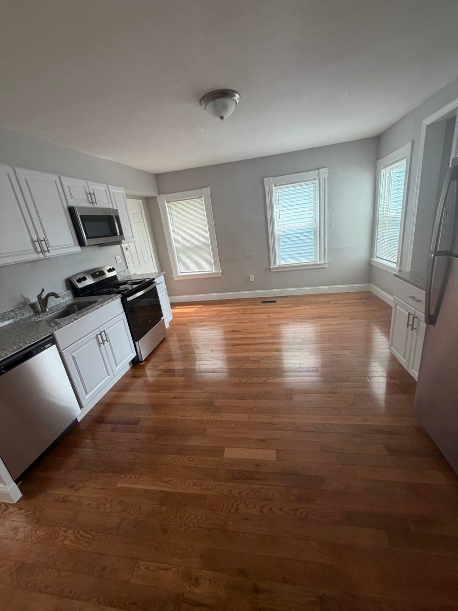 Apartment for rent at 22 Lodi St #1, Worcester, MA 01608