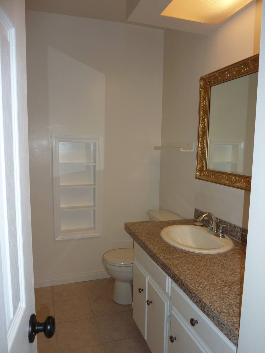 Apartment for rent at 2055 Rodney Dr #111, Los Angeles, CA 90027
