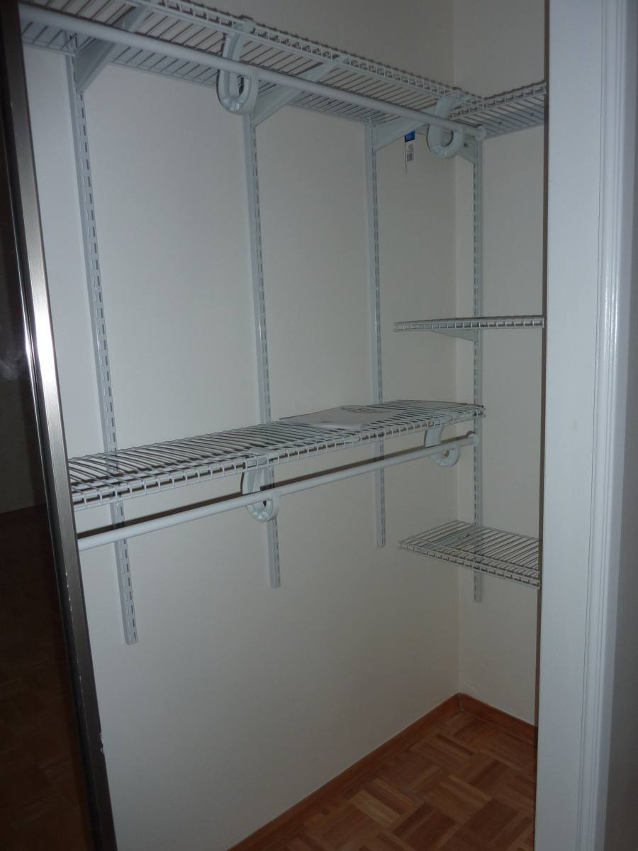 Apartment for rent at 2055 Rodney Dr #111, Los Angeles, CA 90027