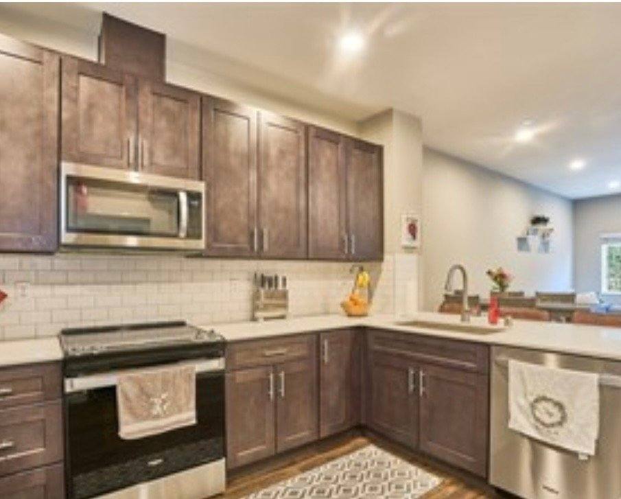Townhouse for rent at 9618 19th Ave SE #C, Everett, WA 98208