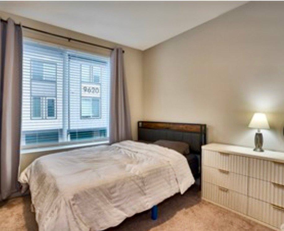 Townhouse for rent at 9618 19th Ave SE #C, Everett, WA 98208