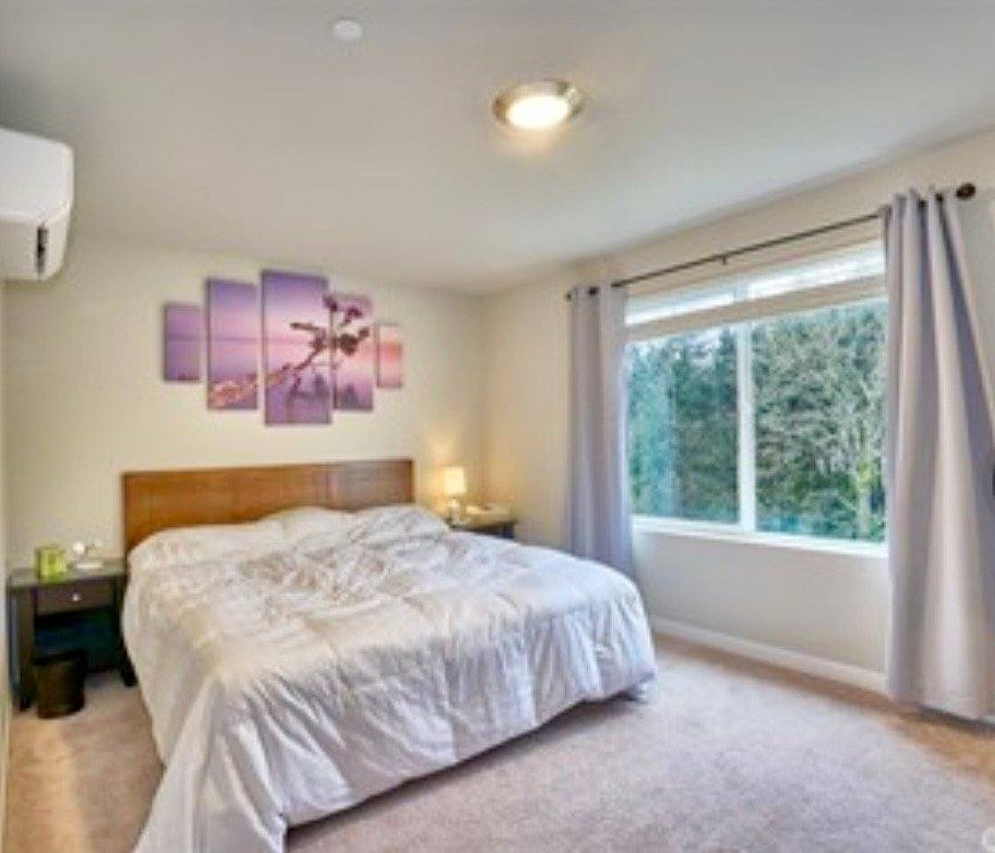 Townhouse for rent at 9618 19th Ave SE #C, Everett, WA 98208