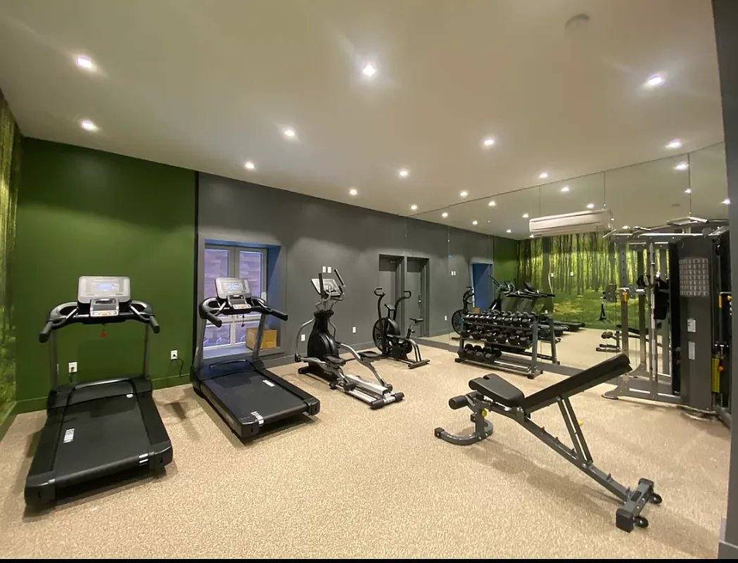Apartment for rent at 223 E 96th St #3A, New York, NY 10128