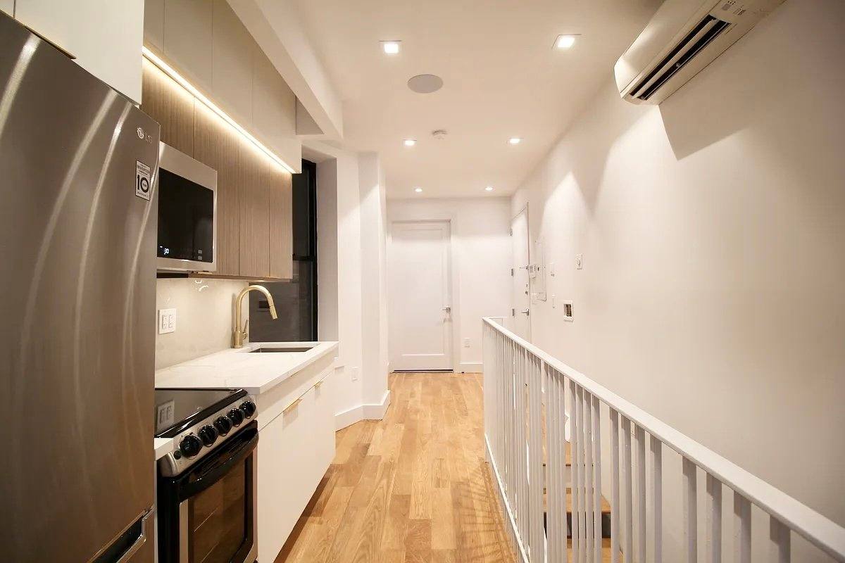 Apartment for rent at 223 E 96th St #1A, New York, NY 10128