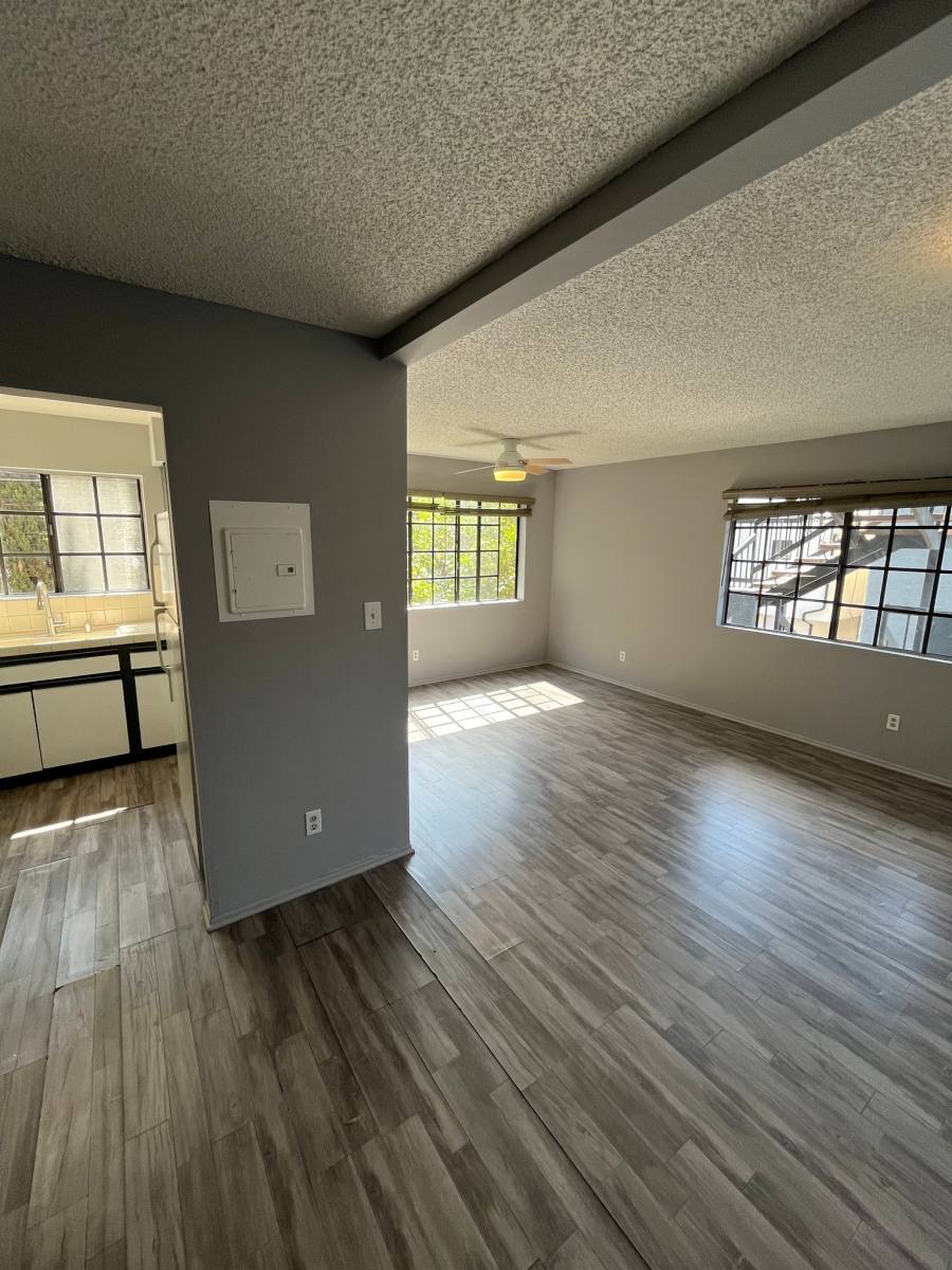 Apartment for rent at 4418 Colfax Ave #2, North Hollywood, CA 91602