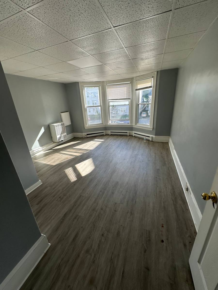 Apartment for rent at 128 Pierce St #2, Lewiston, ME 04240