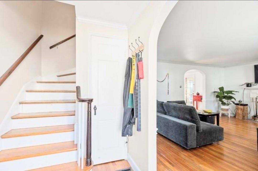 House for rent at 25 Moody St, Chestnut Hill, MA 02467
