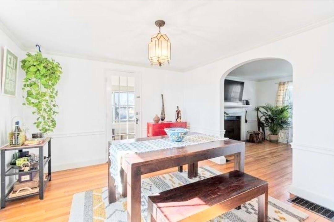 House for rent at 25 Moody St, Chestnut Hill, MA 02467