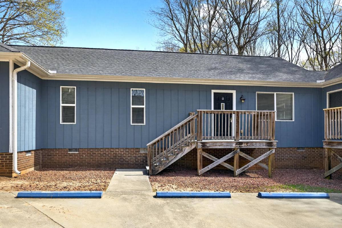 Townhouse for rent at 5367 Wayne St #B, Raleigh, NC 27606