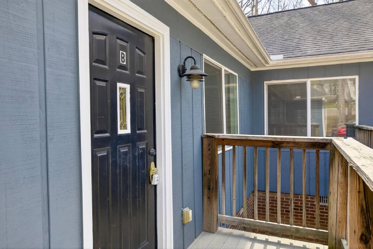 Townhouse for rent at 5367 Wayne St #B, Raleigh, NC 27606