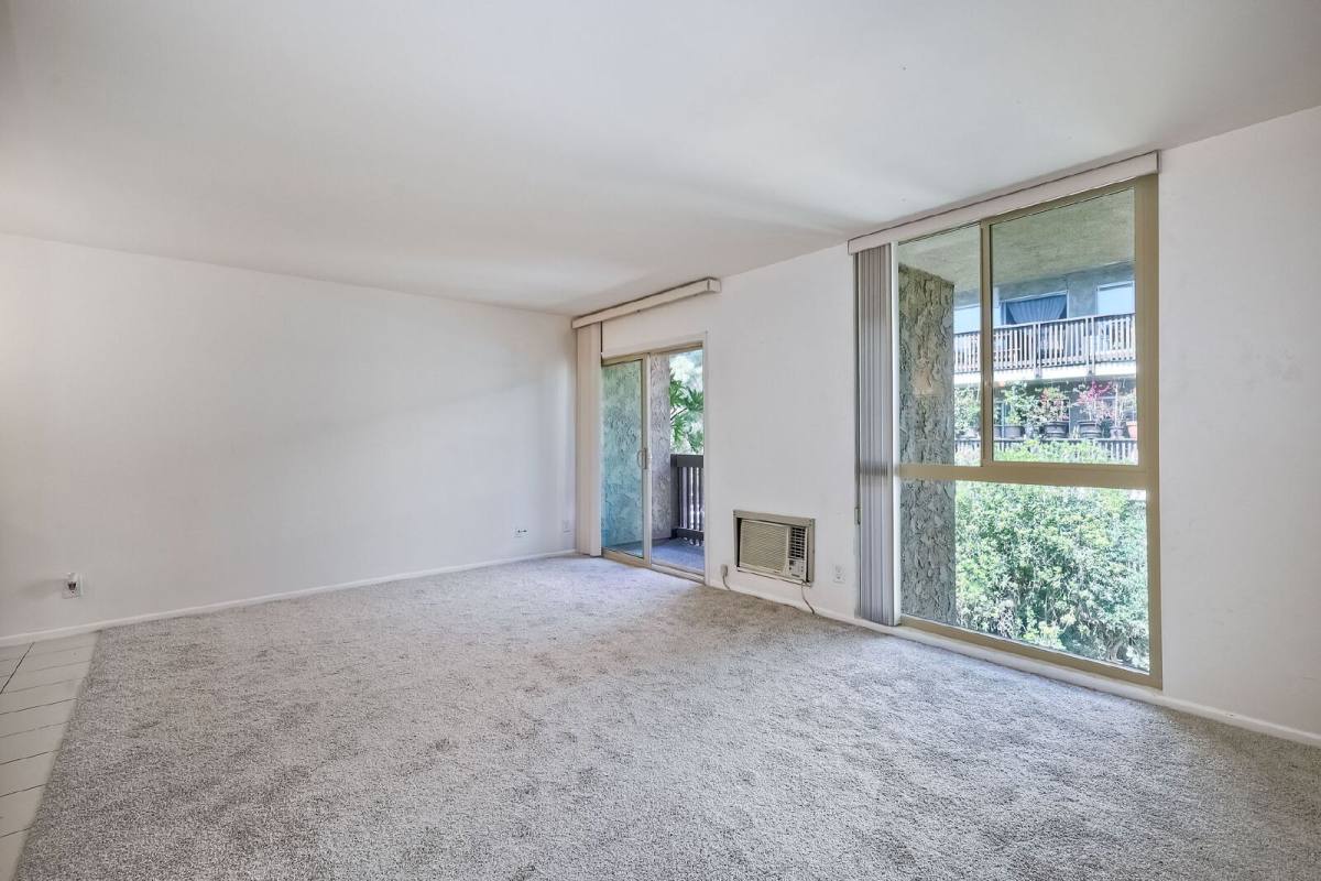 Apartment for rent at 6202 Friars Rd #305, San Diego, CA 92108