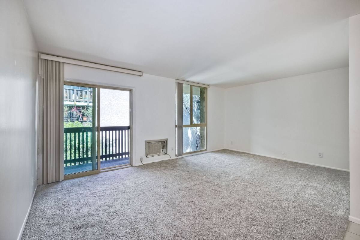 Apartment for rent at 6202 Friars Rd #305, San Diego, CA 92108