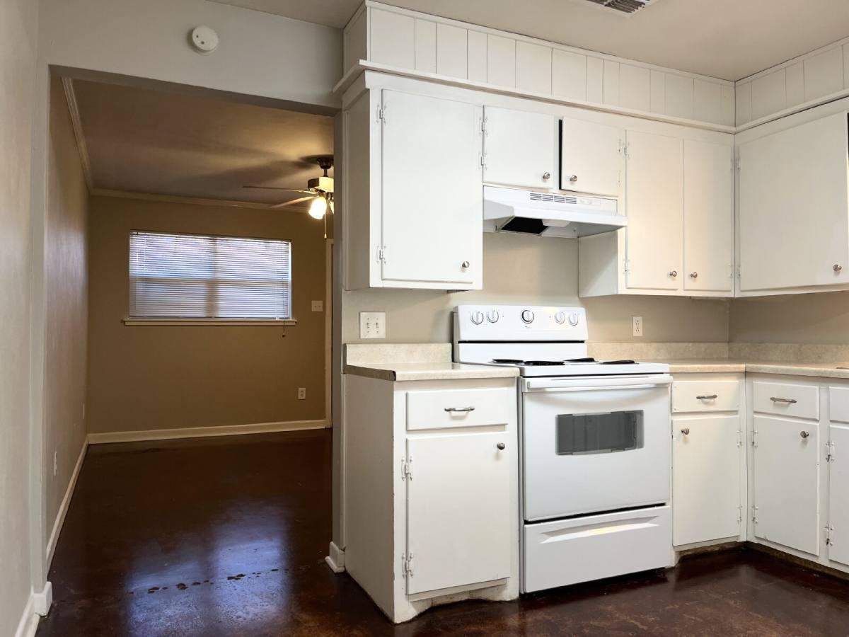 Townhouse for rent at 2423 22nd Place #B, Lubbock, TX 79411