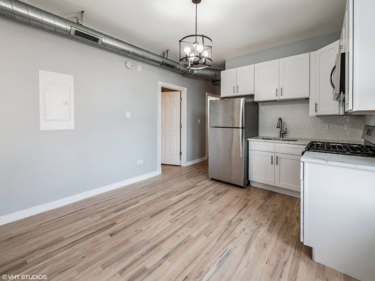 Apartment for rent at 2641 W Augusta Blvd #1R, Chicago, IL 60622