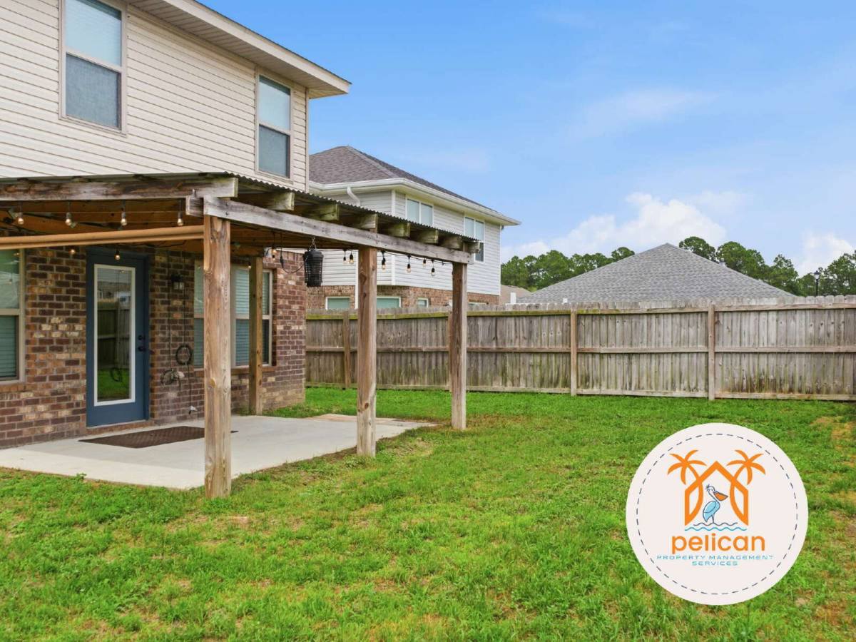 House for rent at 12272 Pinfish Rd, Pensacola, FL 32506