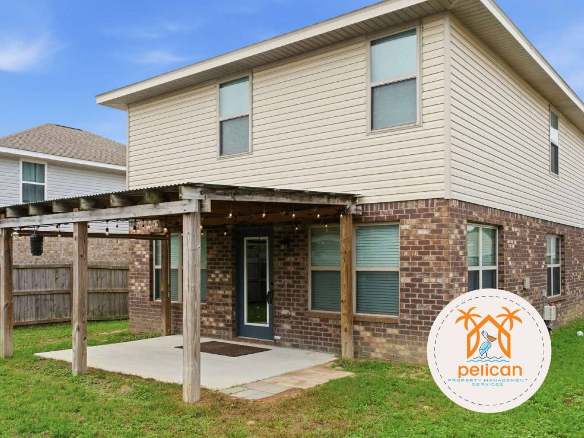 House for rent at 12272 Pinfish Rd, Pensacola, FL 32506