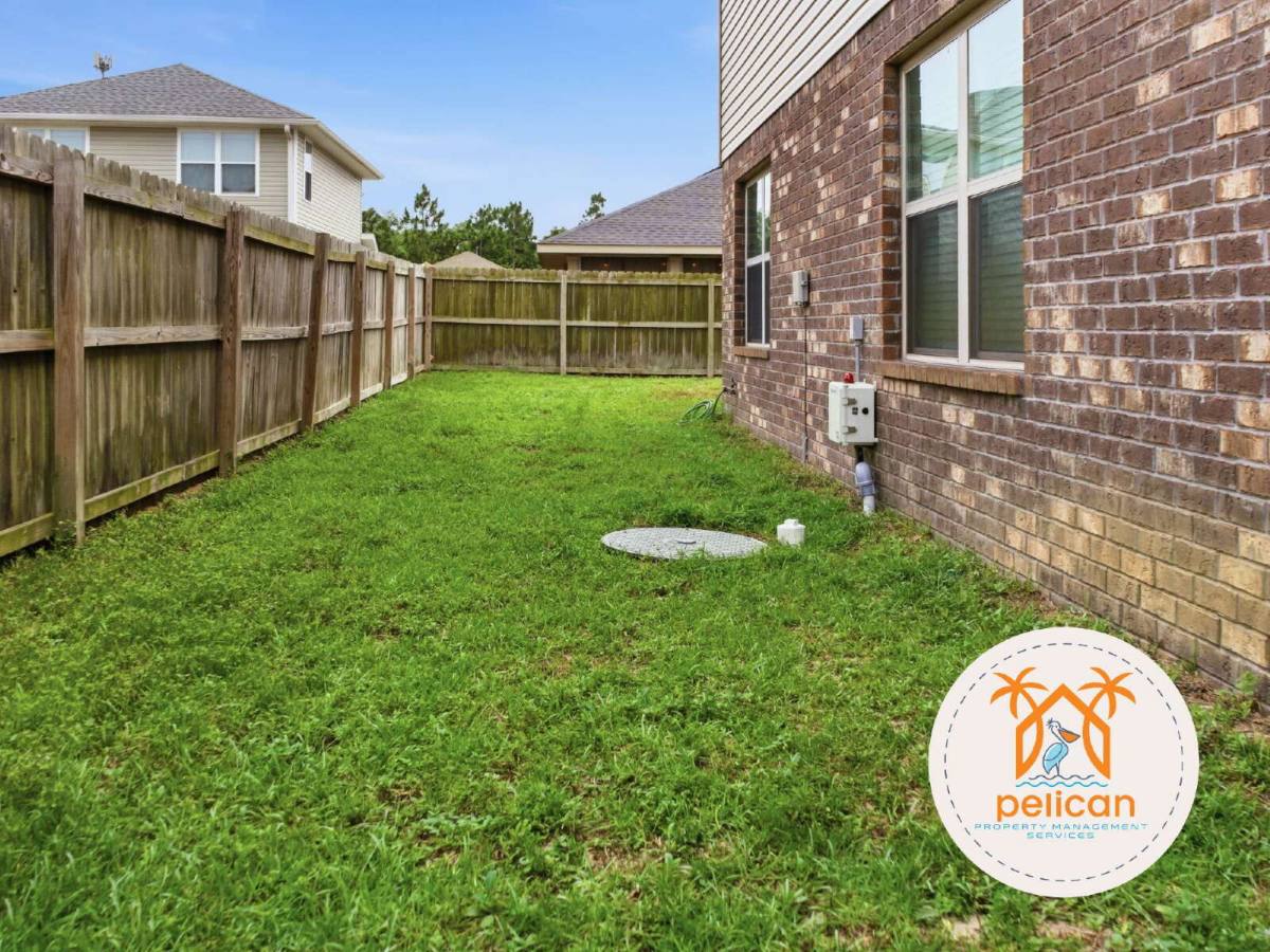 House for rent at 12272 Pinfish Rd, Pensacola, FL 32506