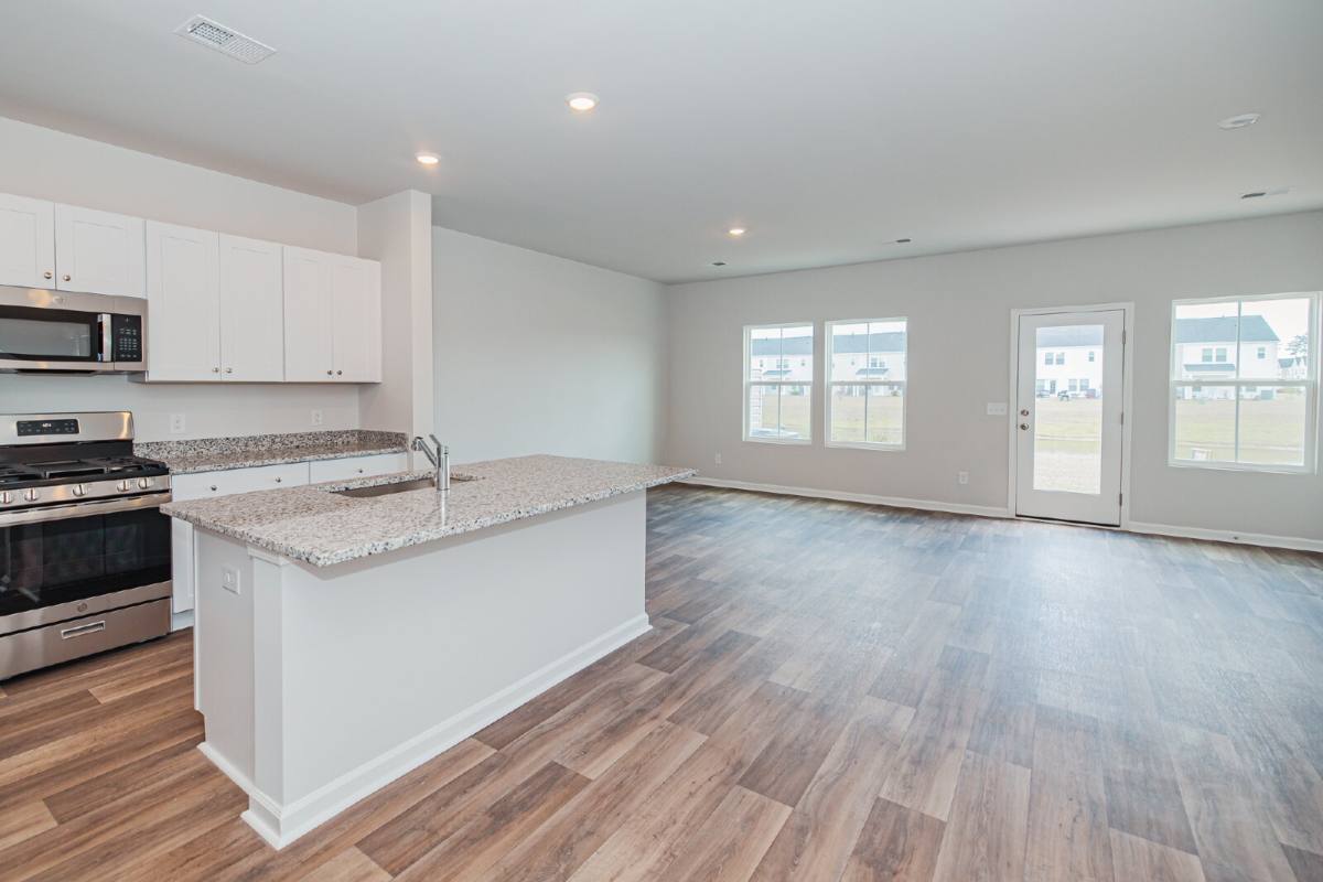 Townhouse for rent at 402 Tiliwa St, Summerville, SC 29486