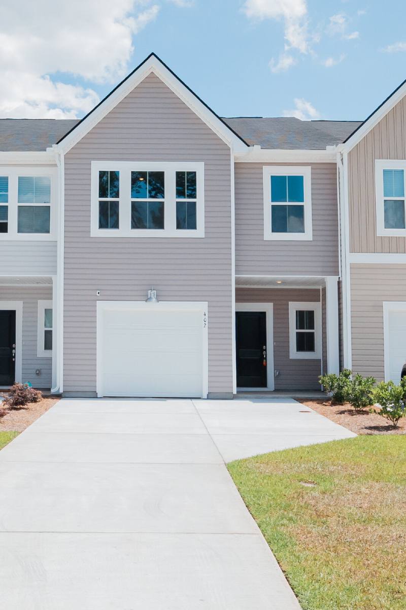 Townhouse for rent at 402 Tiliwa St, Summerville, SC 29486
