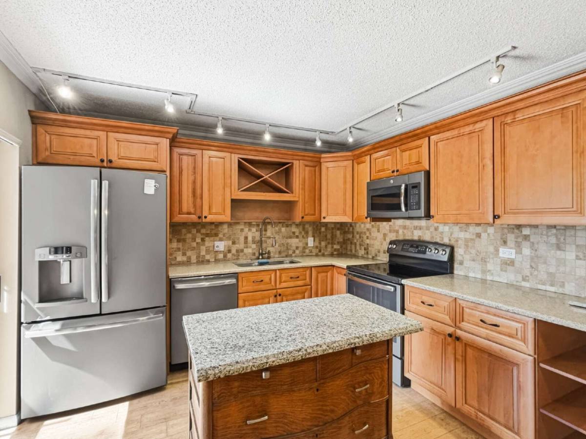 Townhouse for rent at 1608 16th Terrace, Palm Beach Gardens, FL 33418