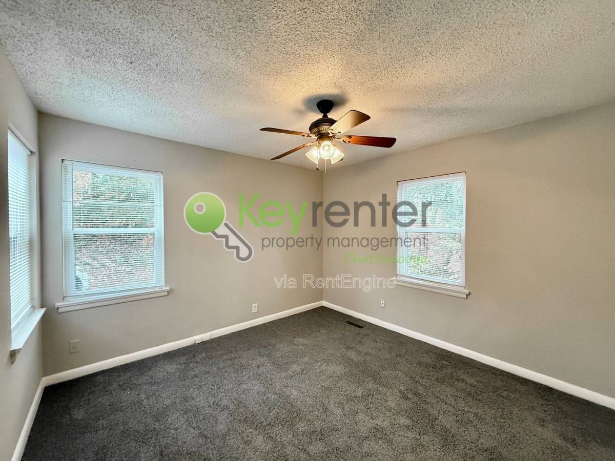 Apartment for rent at 305 Sunrise Lane, Chattanooga, TN 37411