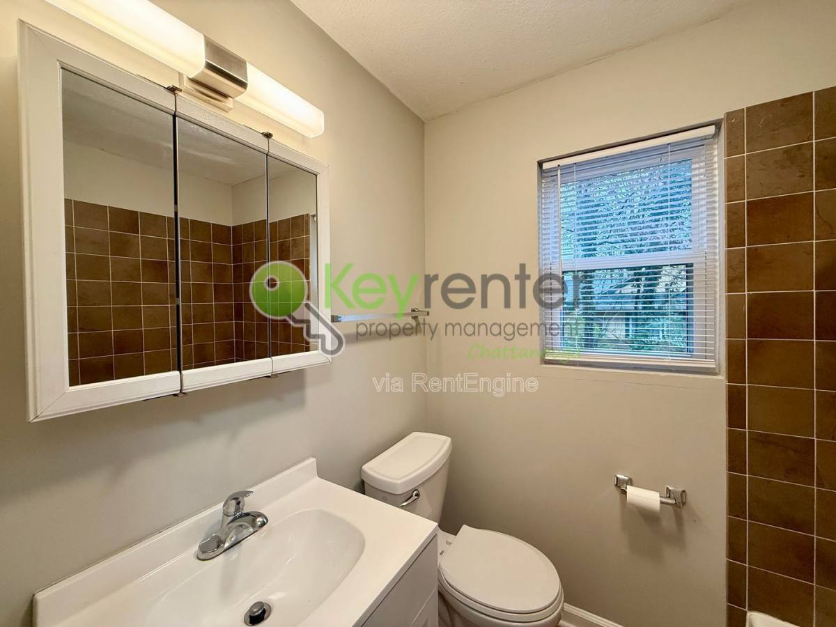 Apartment for rent at 305 Sunrise Lane, Chattanooga, TN 37411