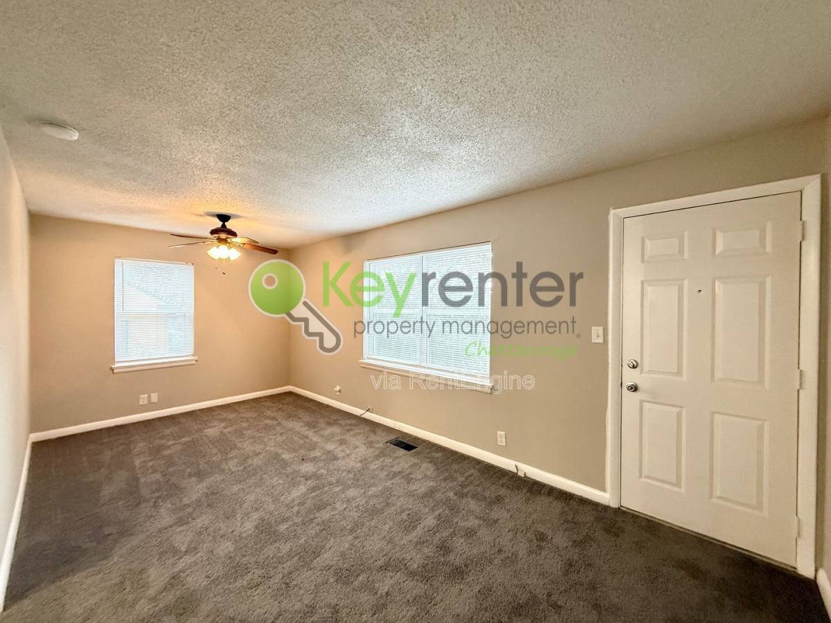 Apartment for rent at 305 Sunrise Lane, Chattanooga, TN 37411