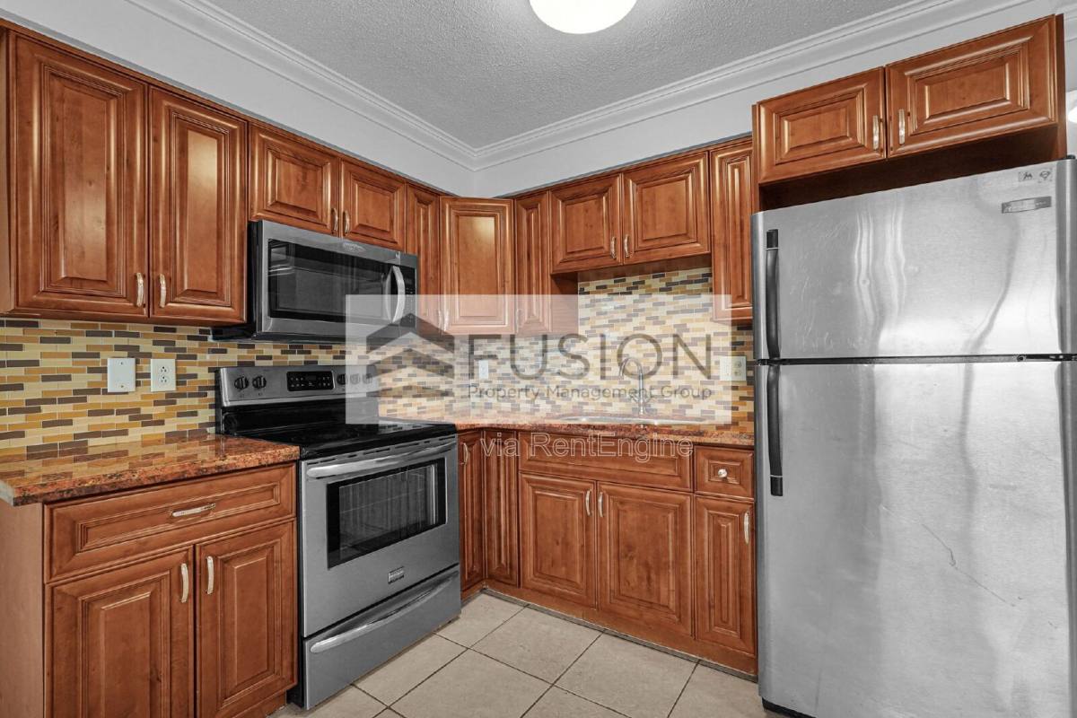 Apartment for rent at 700 Atlantic Shores Blvd #8, Hallandale, FL 33009