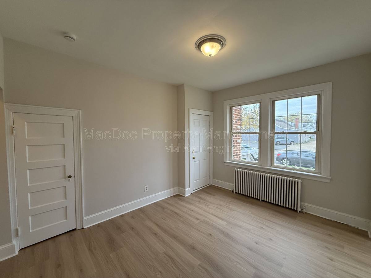 Apartment for rent at 1003 Kenmore Ave #1, Fredericksburg, VA 22401