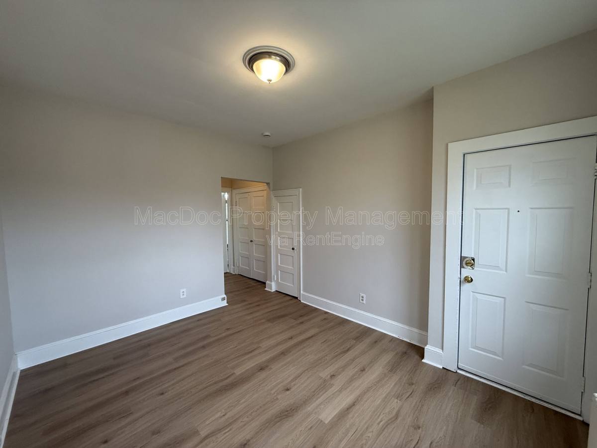 Apartment for rent at 1003 Kenmore Ave #1, Fredericksburg, VA 22401
