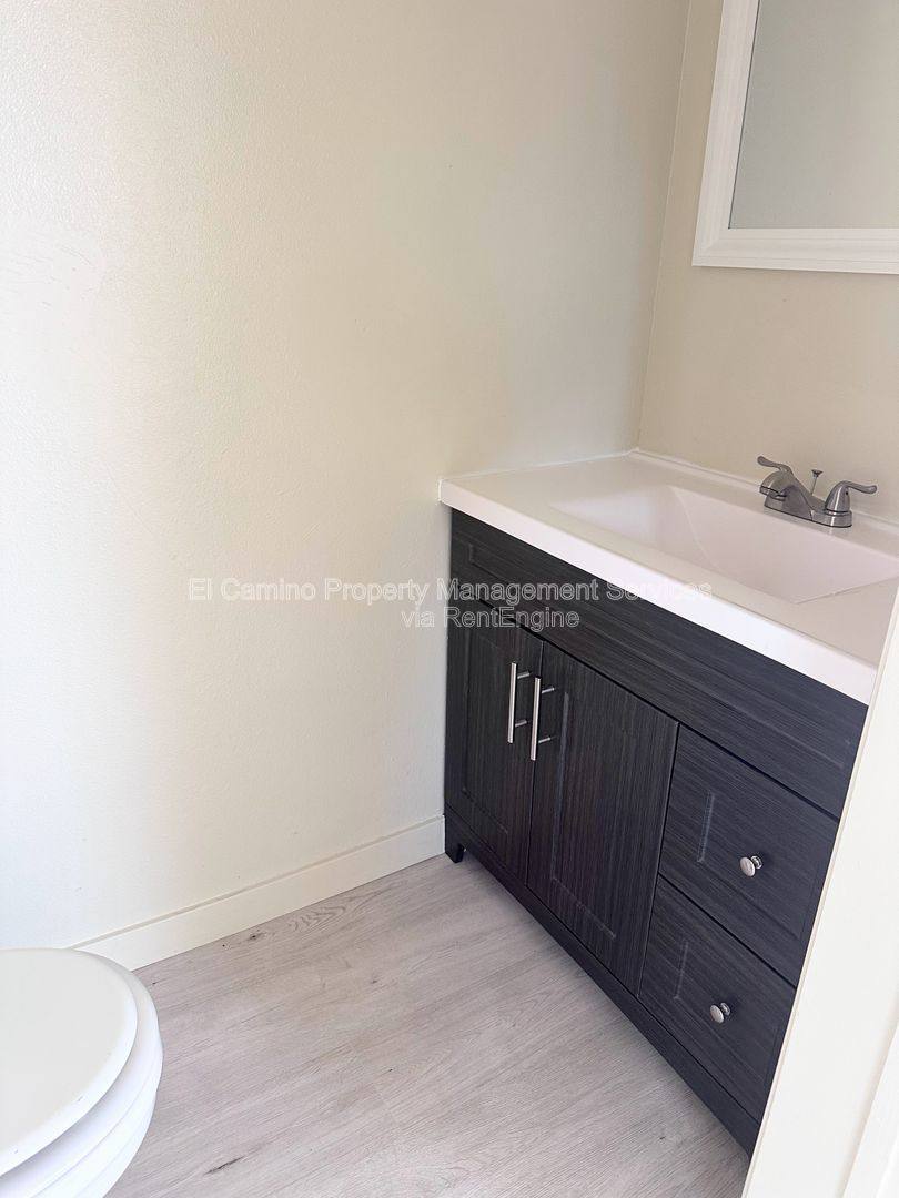Apartment for rent at 11140 Duncan Ave #A, Lynwood, CA 90262