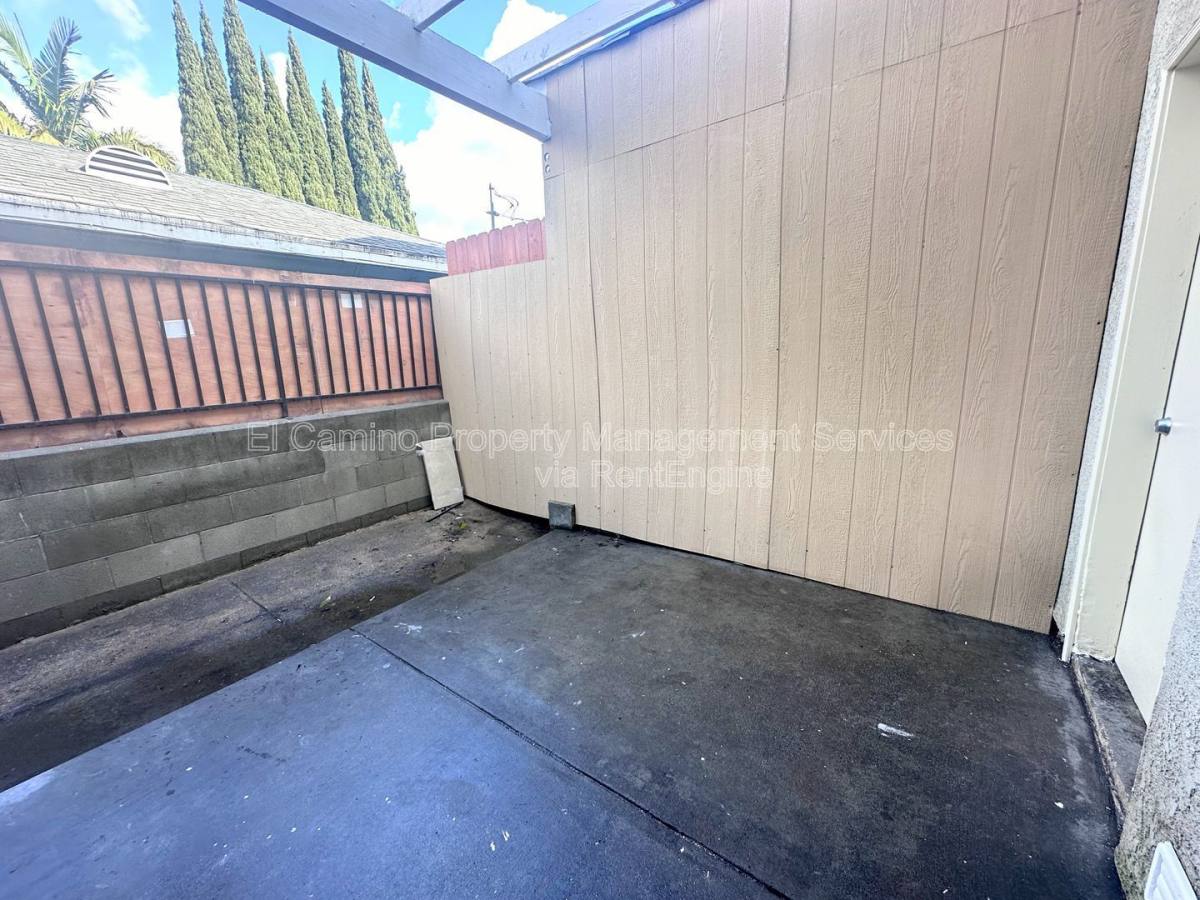 Apartment for rent at 11140 Duncan Ave #A, Lynwood, CA 90262