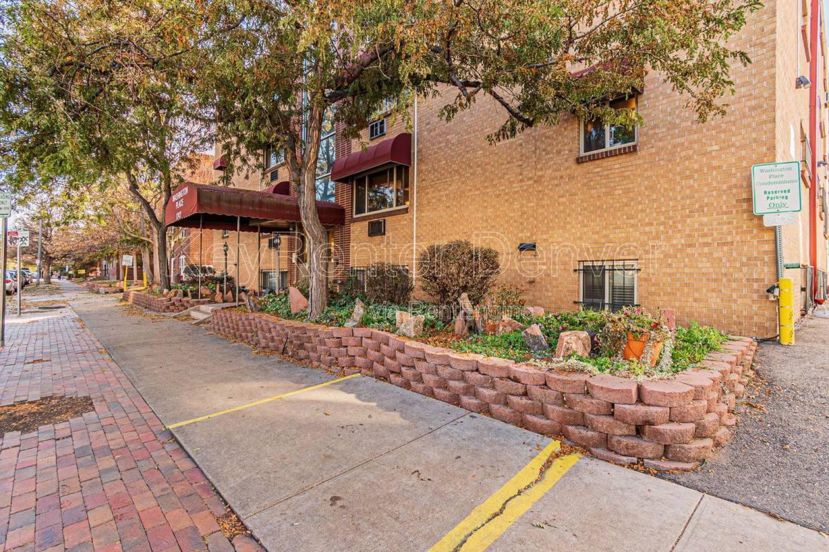 Condo for rent at 1243 N Washington St #303, Denver, CO 80203