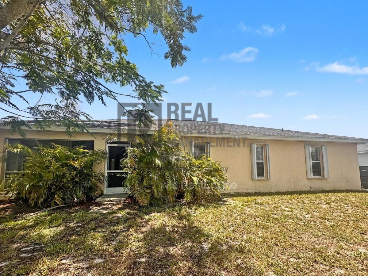 House for rent at 2117 NE 40th St, Cape Coral, FL 33909