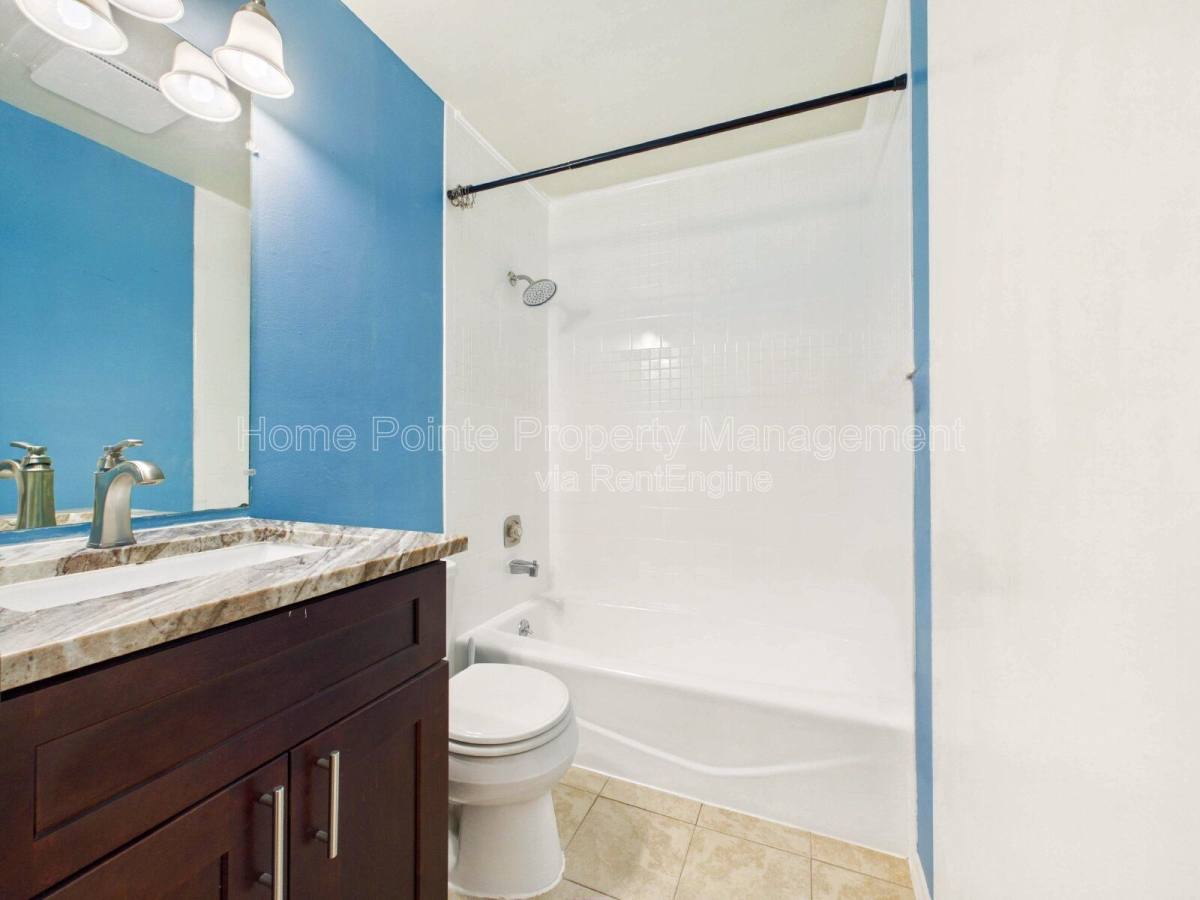 House for rent at 18543 Iris Rd, Fort Myers, FL 33967