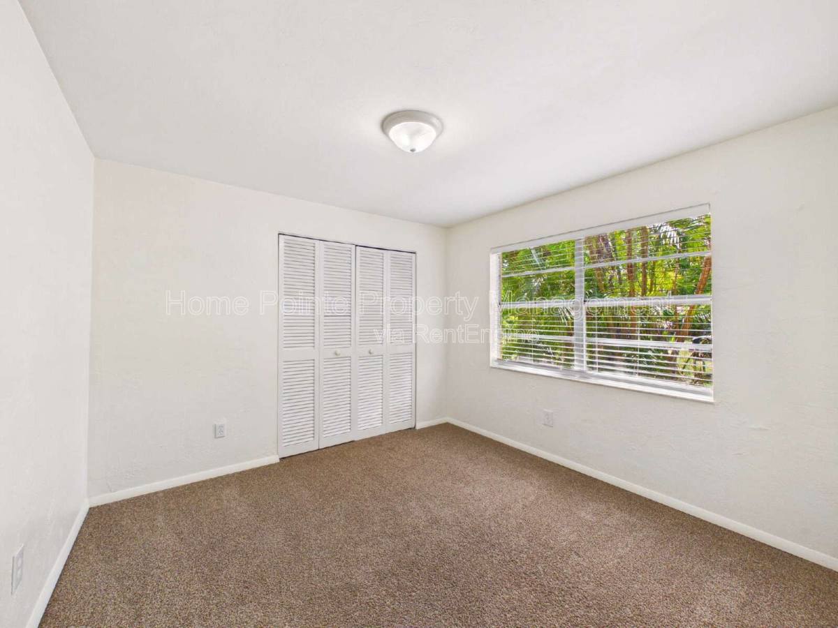 House for rent at 18543 Iris Rd, Fort Myers, FL 33967