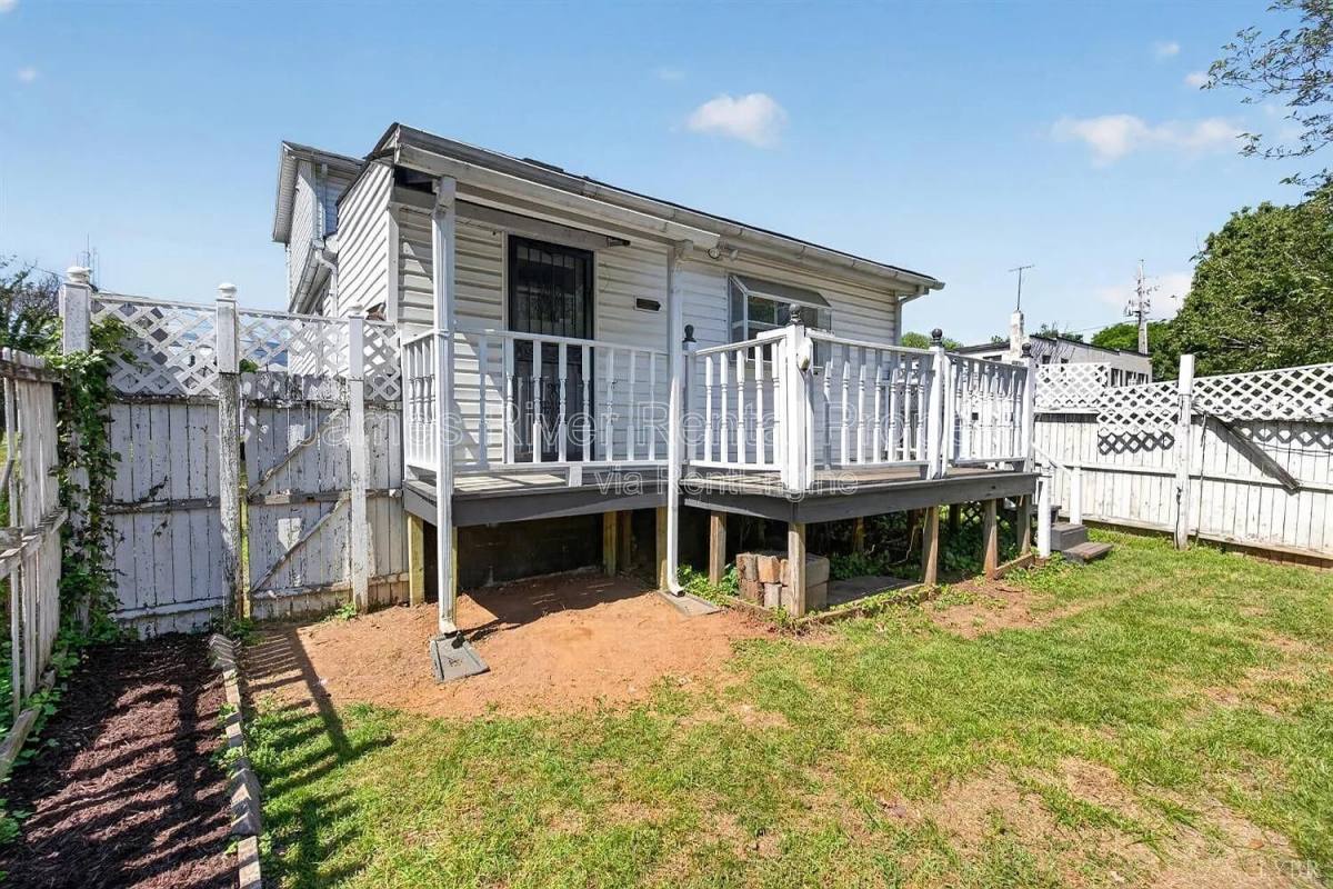 House for rent at 512 Polk St, Lynchburg, VA 24504