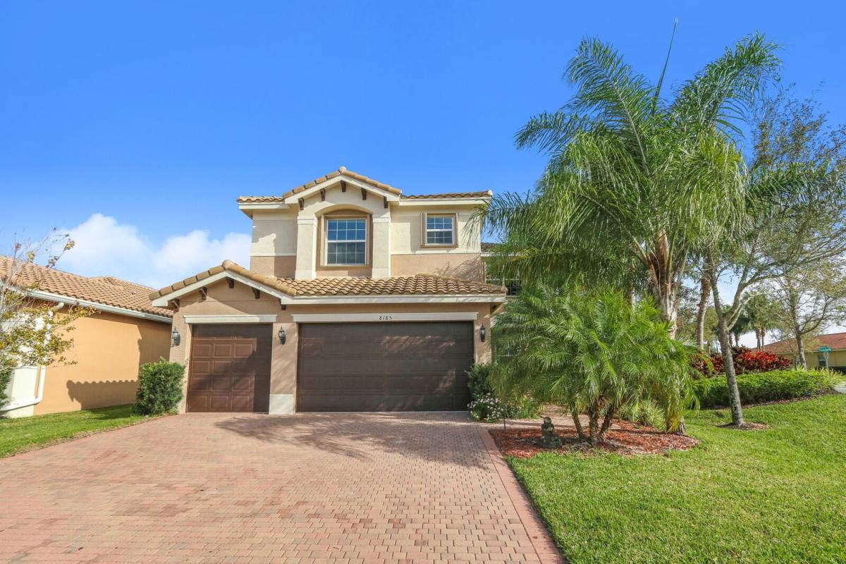 House for rent at 8185 Fiera Ridge Dr, Boynton Beach, FL 33473