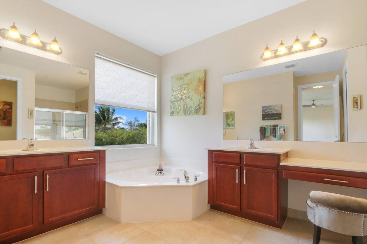 House for rent at 8185 Fiera Ridge Dr, Boynton Beach, FL 33473