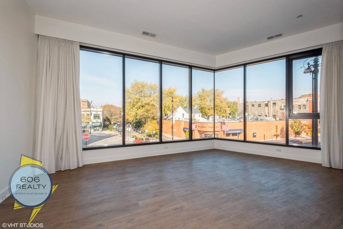 Apartment for rent at 3462 N Lincoln Ave #22, Chicago, IL 60657