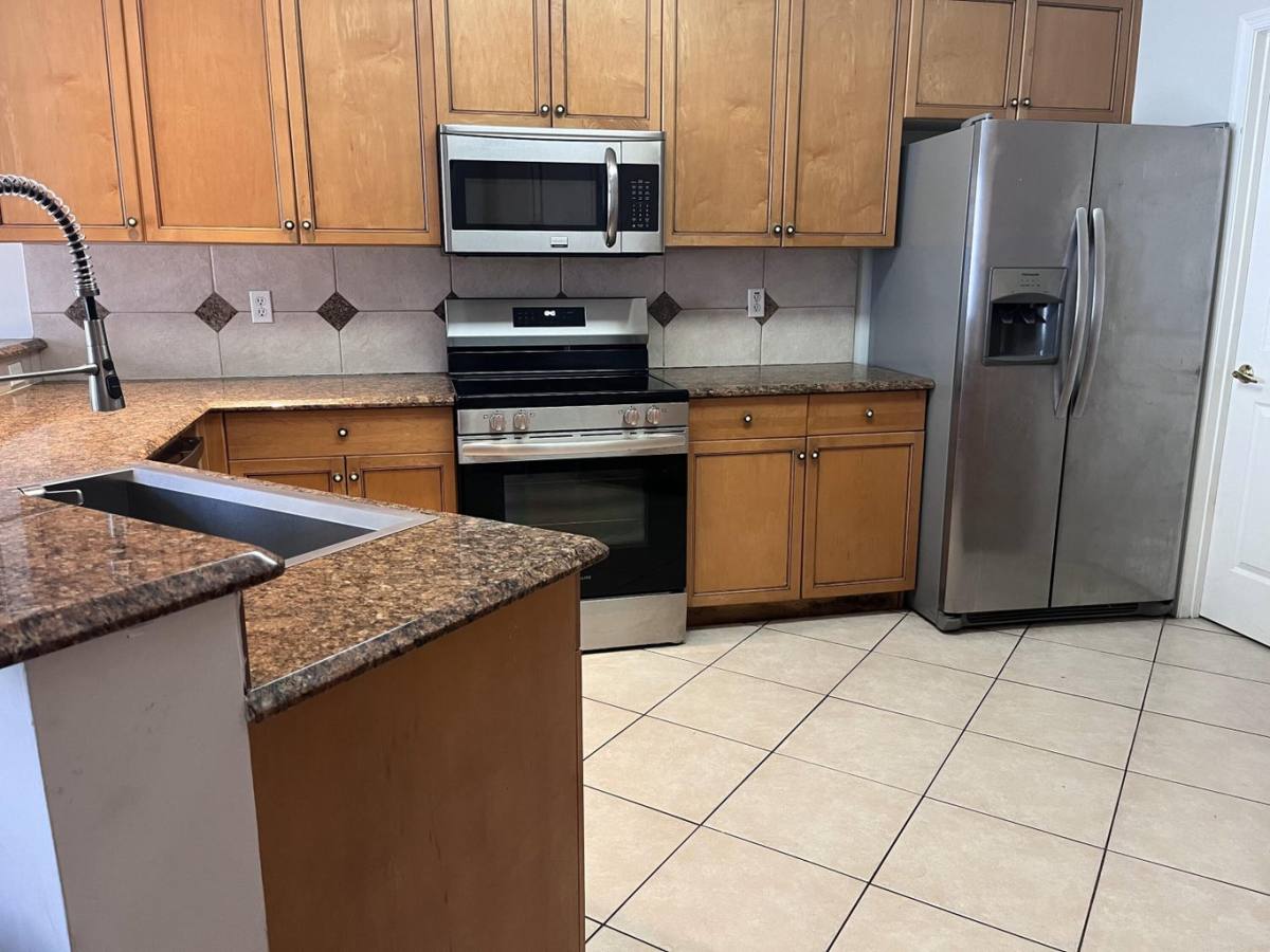 House for rent at 2064 Reston Circle, West Palm Beach, FL 33411