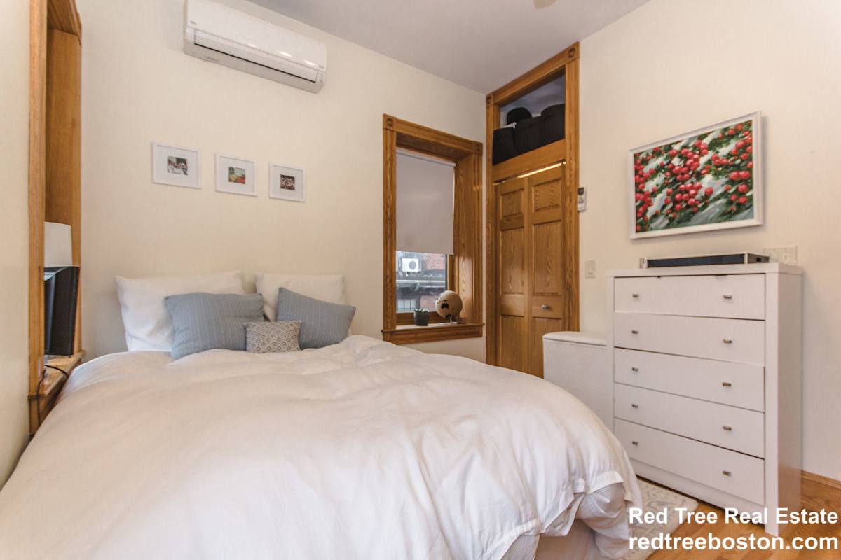 Apartment for rent at 97 Myrtle St #3, Boston, MA 02114