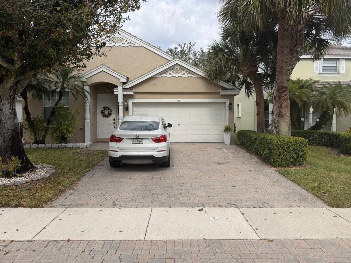 House for rent at 159 Berenger Walk, Wellington, FL 33414