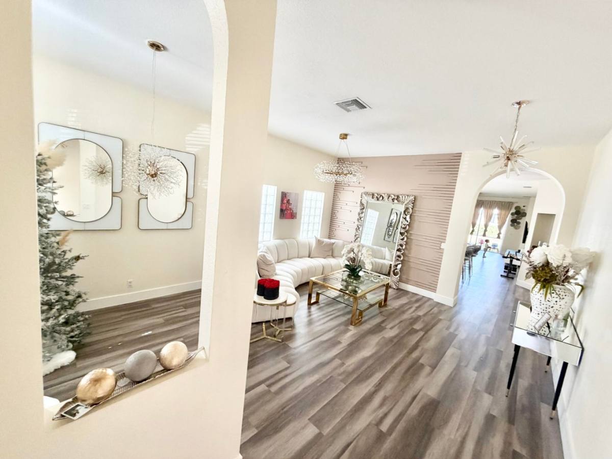 House for rent at 159 Berenger Walk, Wellington, FL 33414