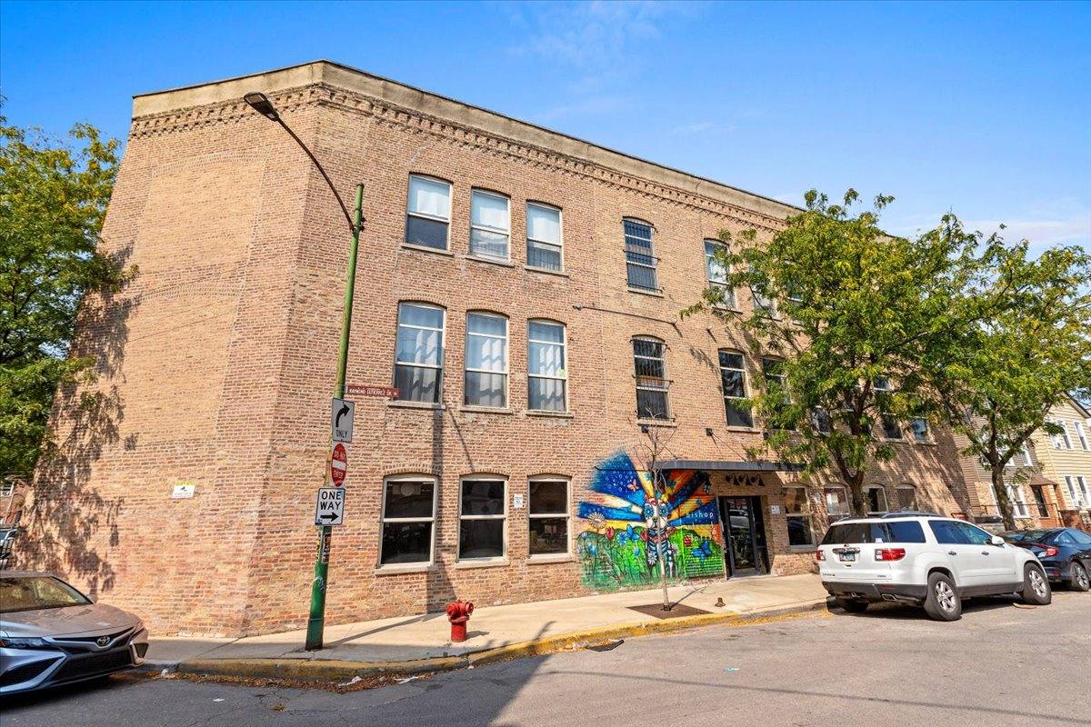 Apartment for rent at 1822 S Bishop St #208, Chicago, IL 60608