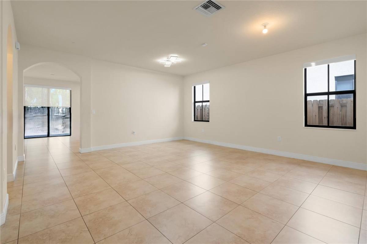 House for rent at 10021 NW 87th Terrace, Miami, FL 33178