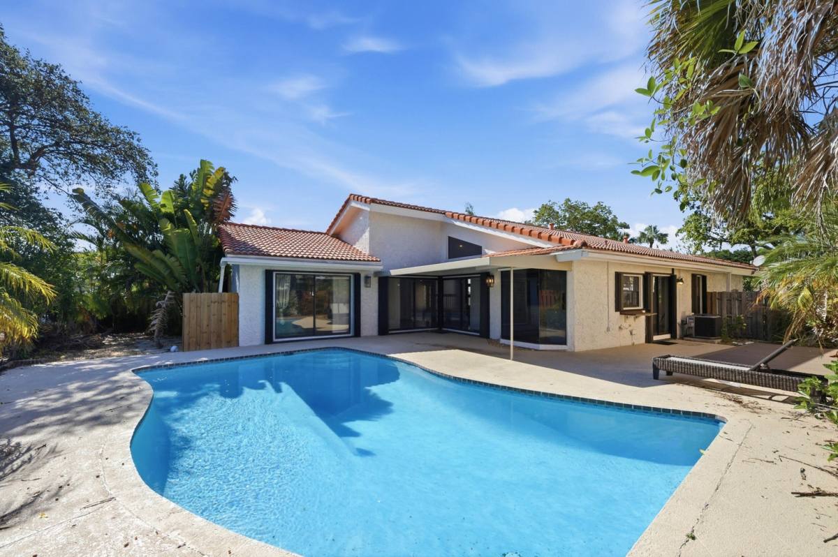 House for rent at 6488 Pond Apple Rd, Boca Raton, FL 33433
